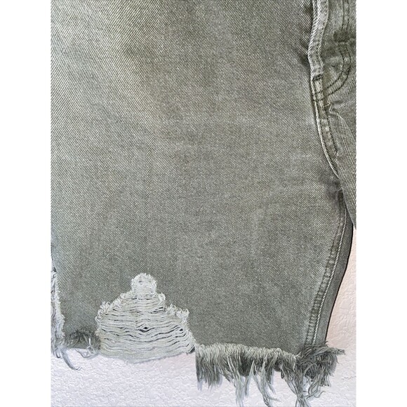 We the Free High Rise Sequoia Distressed Raw Hem Shorts Women 30 Button Fly Drop - Picture 3 of 12